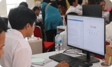 Ilustrasi Gambar dari Pelatihan Fotografi dan Desain Grafis: Karier Baru bagi Penyandang.